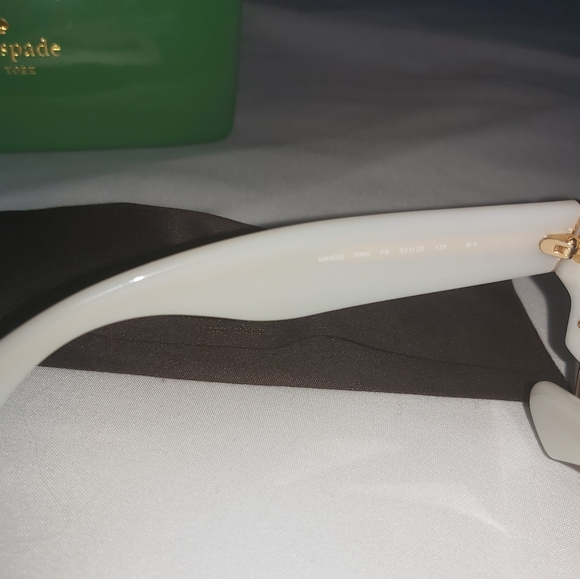 Kate spade sunglasses - Picture 2 of 4